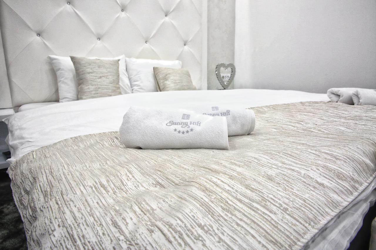 Sunny Hill Garden Bed and Breakfast Stara Pazova Buitenkant foto