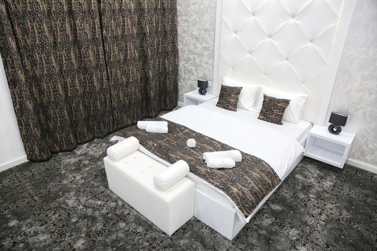 Sunny Hill Garden Bed and Breakfast Stara Pazova Buitenkant foto