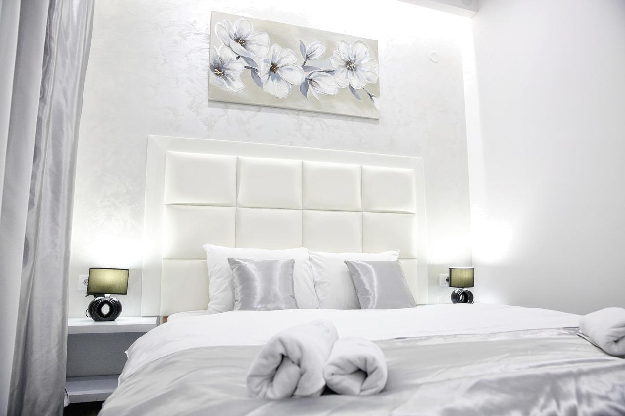 Sunny Hill Garden Bed and Breakfast Stara Pazova Buitenkant foto